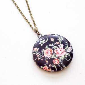 LAST ONE Vintage Style Floral  Locket, Black Floral Art Locket Necklace, Rose Locket, Bridal Locket, Pink Roses, Round Locket, Gift for Her