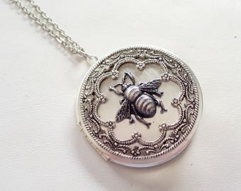Silver Honeybee Locket, Ornate Silver Bee Locket, Round Silver Locket, Silver Locket Pendant Necklace, Bee Jewelry, Graduation Gift