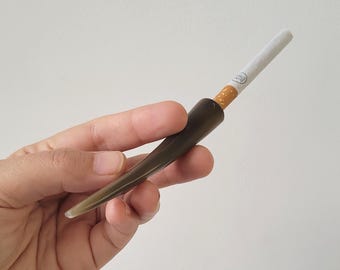 Handgemaakte albino witte buffelhoorn met metalen ring tabakspijp