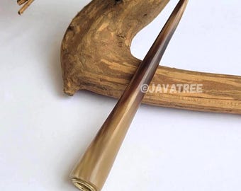 Handgemaakte albino witte buffelhoorn met metalen ring tabakspijp