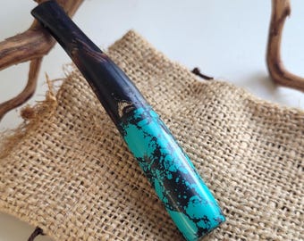 Handgemaakte gebogen rookpijp van 4,1 inch synthetisch turkoois en zwarte koraalzee