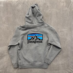 PATAGONIA Gray Hoodie Women's Large Men's Medium| Cozy Unisex Pullover Sweatshirt Back Logo Sustainable