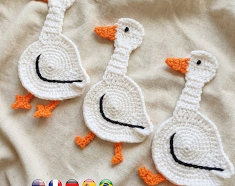 Silly Goose Crochet Coaster Pattern, Beginner Friendly Amigurumi (PDF Pattern)