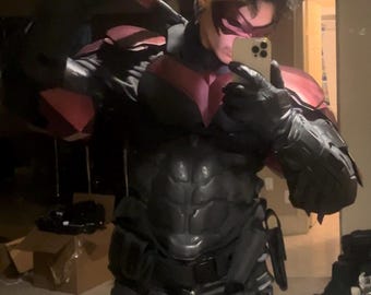 NIGHTWING FULL Red suit. 3d printed. Cosplay painted and Ready to wear