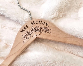 Bride Hanger Engraved with Name and Wedding Date - Perfect for Bridal Shower Gift, Bridesmaid Gift, or Engagement Gift