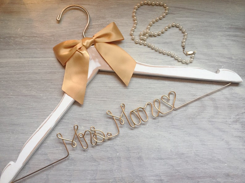 Wedding Hanger, Personalized Gift, Personalised Gift, Bridesmaid Gift, Bridal Hanger, Bridal Shower Gift, Bachelorette Party, Gift for Bride 