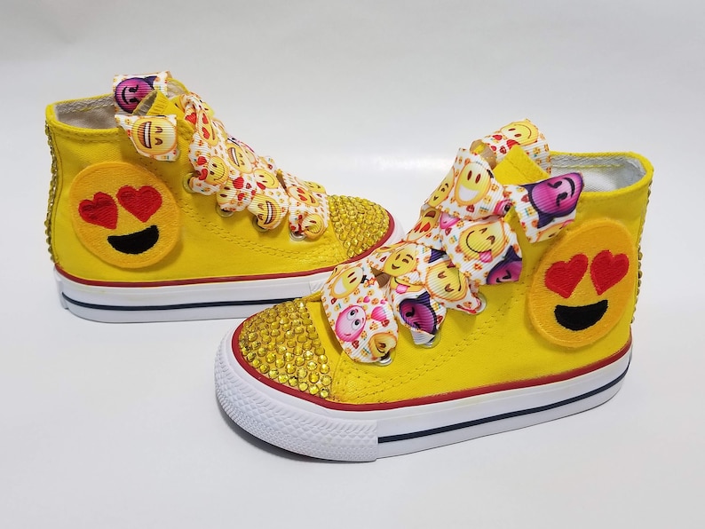 {keywor d} converse kids yellow