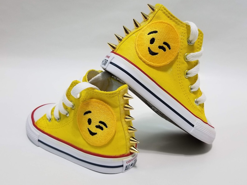 girls gold converse