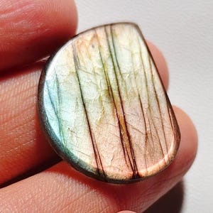 AAA Högblixt Labradorit Rund Cabochon – Blå Rosa Grön Eldsten Hänge (28x22x3 Mm)
