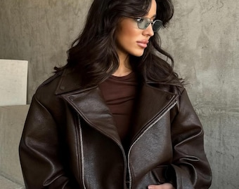 Vintage Brown Leather Oversized Biker Jacket with Belt – Cropped Streetwear Coat