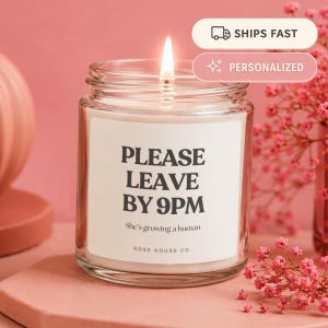 Vertrek voor 21.00 uur Kaars | Grappig zwangerschapscadeau voor nieuwe moeder, aanstaande ouders, babyshower humor kaars, kaars vermoeide moeder