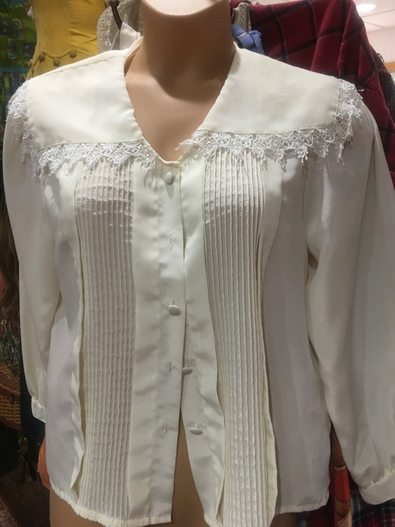 Retro pheasant blouse creme satin large work lace… - image 1