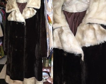 Penny lane boho chic faux fur large 1970 coat button front chocolate brown with white trim