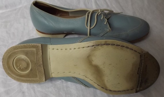 Vintage Powder Blue bowling shoes with white lace… - image 3