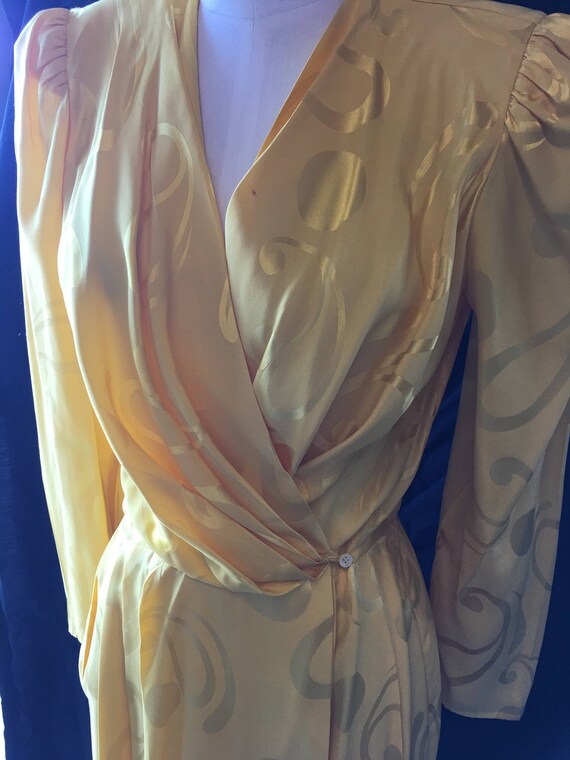 1980 vintage dress yellow silk medium small - image 2