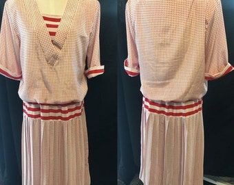 Sailor Inspired Flirty fun retro red white day dress 1980 large medium