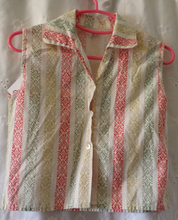 Sweet  1960's Little Girl's Sleeveless Blouse!