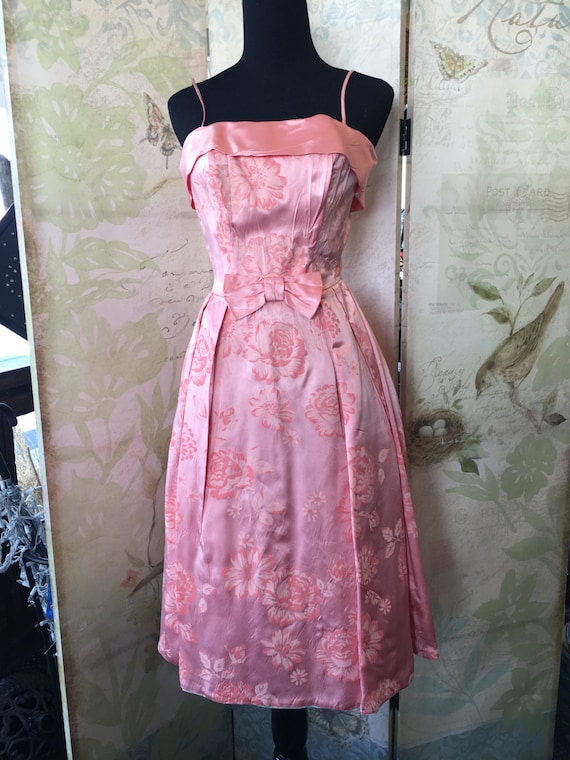 1950 Vintage dress pale pink taffeta  xsm small - image 1