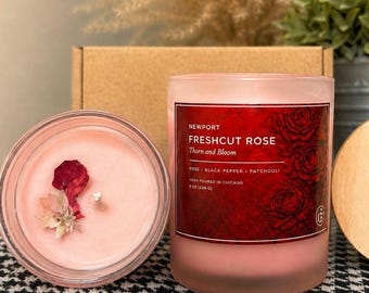 Newport Freshcut Rose Candle – Thorn and Bloom – Floral Hand Poured Organic in Frosted Glass
