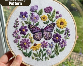 Patrón de bordado a mano de mariposa floral (descarga digital)