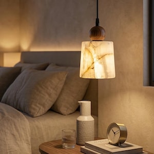 Handgefertigte Naturstein Pendelleuchte, Moderne Alabaster Hängelampe