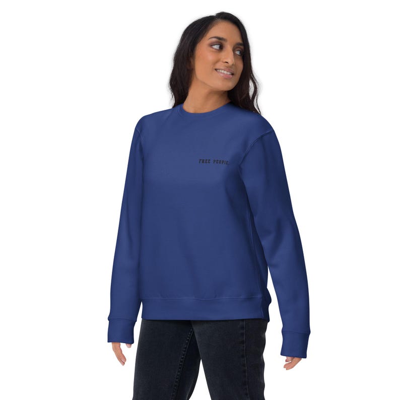 Unisex Sweatshirt – Premium Fleece Crew Neck, Minimalist Streetwear | FREE PEOPLE