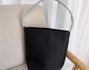 Leather Tote Bag, Large Shoulder Bag, Minimalist Everyday Tote, Quiet Luxury Hobo Bag, Slouchy Work Handbag, Premium Slouchy Purse, Tote Bag