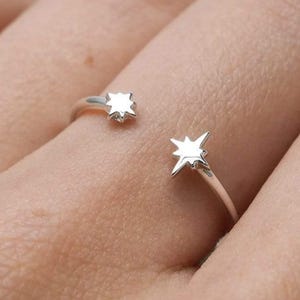 Tiny Double Star Ring in Sterling Silver, Celestial Open Ring, Minimalist Stackable Star Ring, Dainty Astrology Jewelry Gift for Her