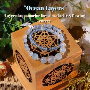 Aquamarin-Kristallarmband „Ozeanschichten“, Perlen in verschiedenen Größen, mehrlagiges Armbanddesign, Ruhe, Klarheit, Geschenk für sich selbst oder einen geliebten Menschen