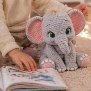 Patrón de amigurumi de elefante a crochet en PDF – Tutorial paso a paso para tejer un peluche (para tejedores de nivel intermedio)