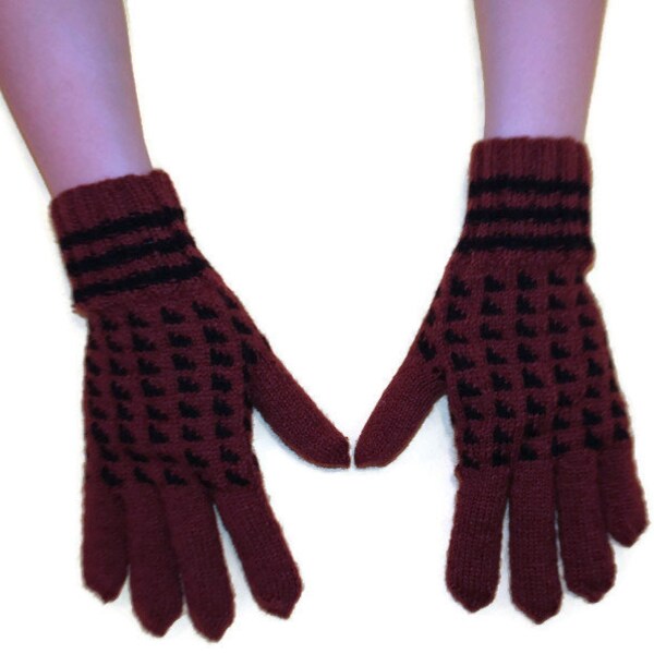 Handmade knitted GLOVES FOR WOMEN