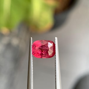 Mahenge spinel - Etsy 日本