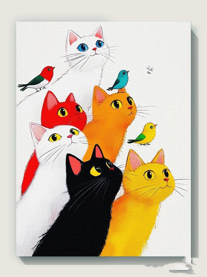 K&ouml;nnte beinhalten: Eine skurrile Illustration zeigt sechs Katzen in verschiedenen Farben, darunter Wei&szlig;, Rot, Orange, Schwarz und Gelb, die nach oben blicken. Jede Katze hat gelbe Augen, und einige werden von bunten V&ouml;geln begleitet. Das Kunstwerk ist vor einem wei&szlig;en Hintergrund.