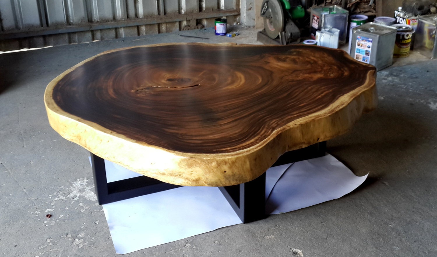 Live Edge Round Coffee Table 43 X 48 X 17.5 Grade AAA Reclaimed