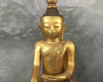 Extremely Rare Antique Large Gilt Dry Hollow Lacquer/Teakwood Shakyamuni Shan Tai Yai Style InGold Leaf Royal Attire Burmese Buddha 53" Tall