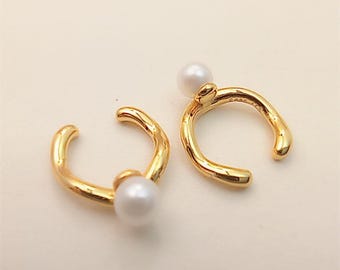 Pandora Organically Shaped Circle And Cultured Pearl Ear Cuff A Pair