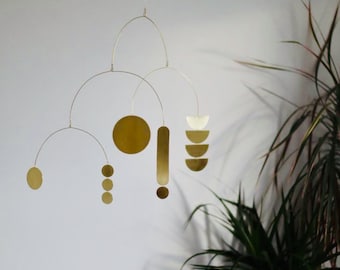 Starling kinetic handmade modern stylish interior mobile in brass