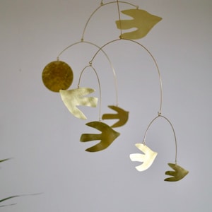 Flock brass kinetic bird mobile image 9