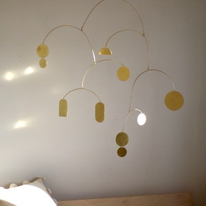 Fulmar Part 1 kinetic handmade modern stylish interior mobile in brass image 9