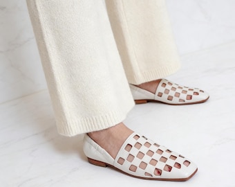 Vintage weiße Leder gewebte flache Schuhe Cutout Slip-Retro 90s Style Sommerschuhe