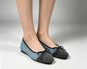 Blaue Denim-Ballettflachen, Gesteppte Kappe-Zehen-Bogenschuhe, zweifarbige lässige flache Schuhe, bequeme Slip-Ons für Damen, alltägliche Arbeitsflachen