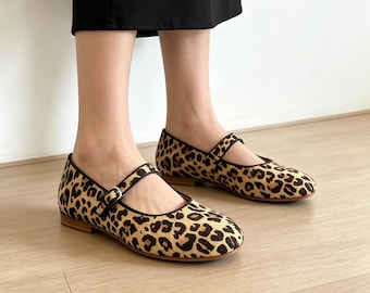 Vintage Inspired Leopard Mary Janes Women's Mary Jane Shoes Round Toe Buckle Strap Flats Casual Chic Everyday Footwear