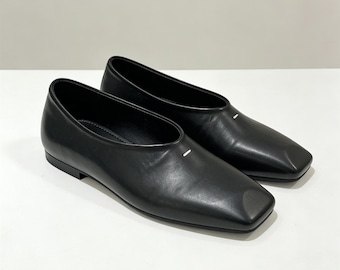 Schwarze Leder Square Toe Wohnungen für Frauen, handgefertigte minimalistische Slip On Schuhe, lässige bequeme tägliche Gehwohnungen