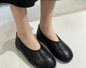 Vintage schwarze Leder Ballerinas für Frauen, weichem Leder Runde Zehenschuh, handgefertigte lässige Komfort Wohnungen, minimalistisches Geschenk für sie