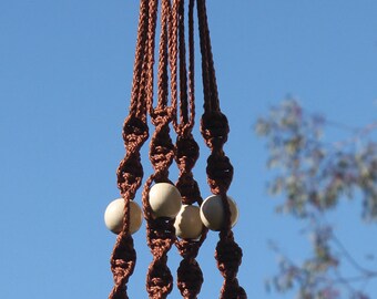 Makramee-Pflanzenhänger Aus Jute Mit 6 Beinen – Doppelter Hängekorb Mit Metallring Und Holzperlen (ca. 165 Cm)