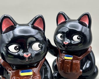 Ceramic Cat Incense Holder | Anime Inspired Cat | Handmade Ceramic Cat | Dark Manga Decor | Kawaii Artisan Sculpture