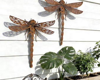 Handmade Rusty Metal Dragonfly Wall Art, 3D Garden Sculpture, Outdoor & Indoor Decor