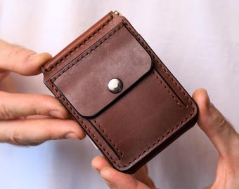 Pengklämma i läder, läderplånbok för honom, herrpresent, smal korthållare i två vikbara stycken, minimalistisk present