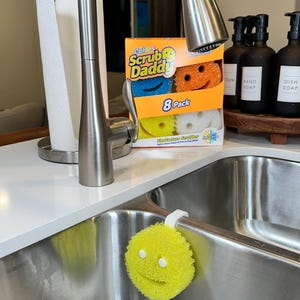 Minimalistisk Scrub Daddy-hållare | Svampbehållare för delad diskho | Diskbänksorganisatör | Svampförvaring | Modern köksinredning