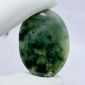 Cabujón de jaspe oceánico verde natural de 42x32x7 mm y 78 quilates - Gema ovalada de calidad superior